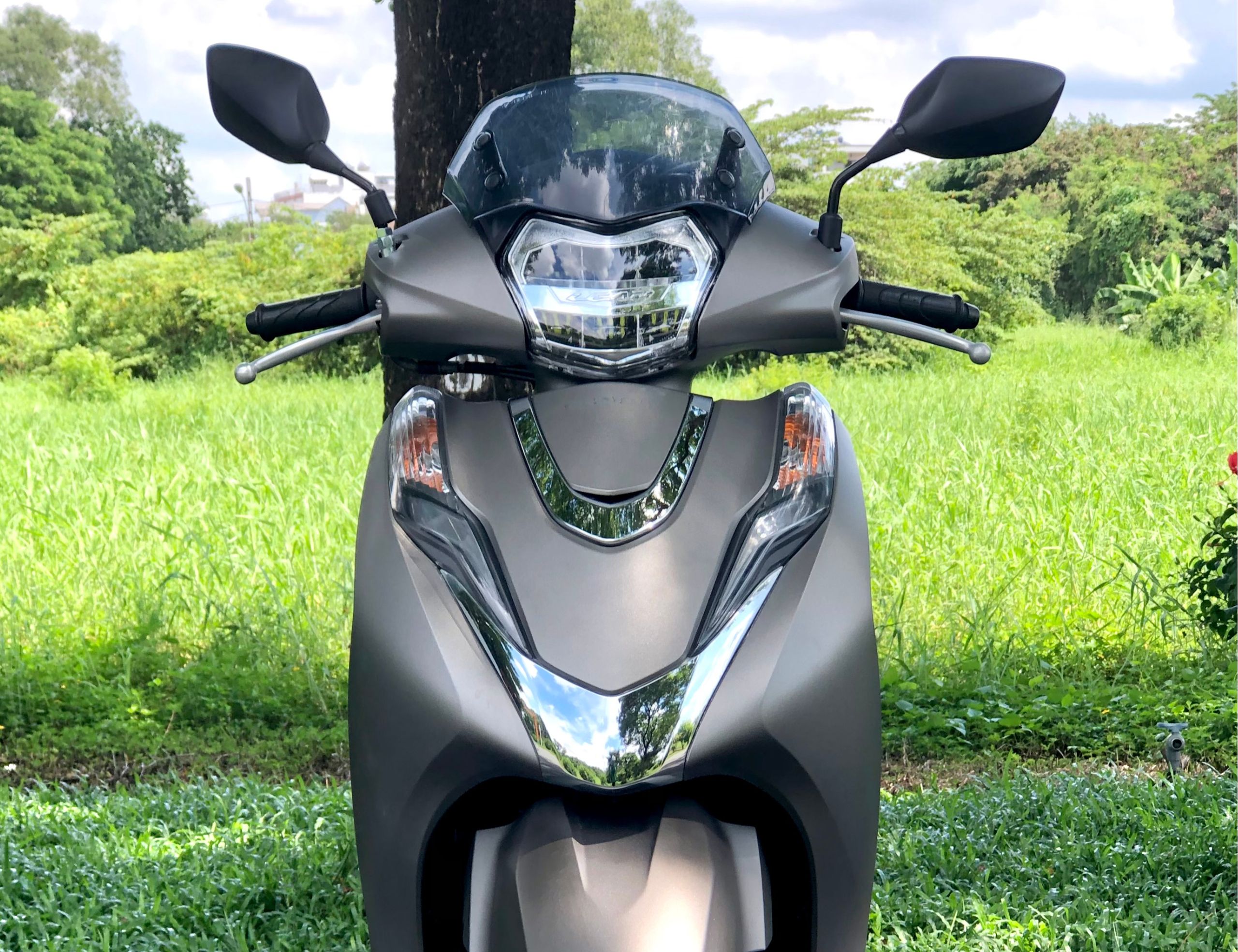 honda-lead-2022-xam-xi-mang-1