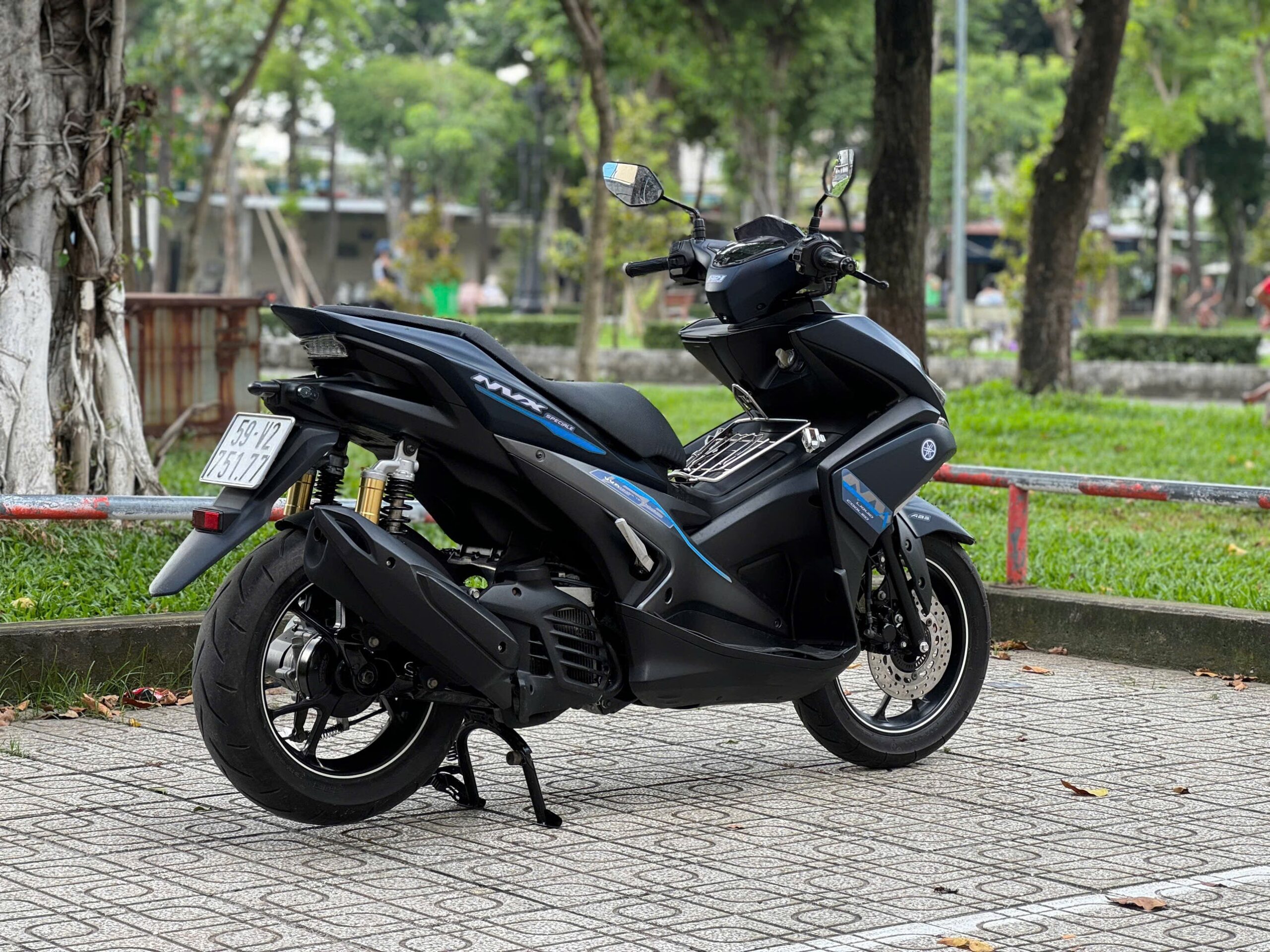 Ngoại hình siêu đẹp của Yamaha NVX cũ đời 2017 (Chụp bởi Phương Đông)