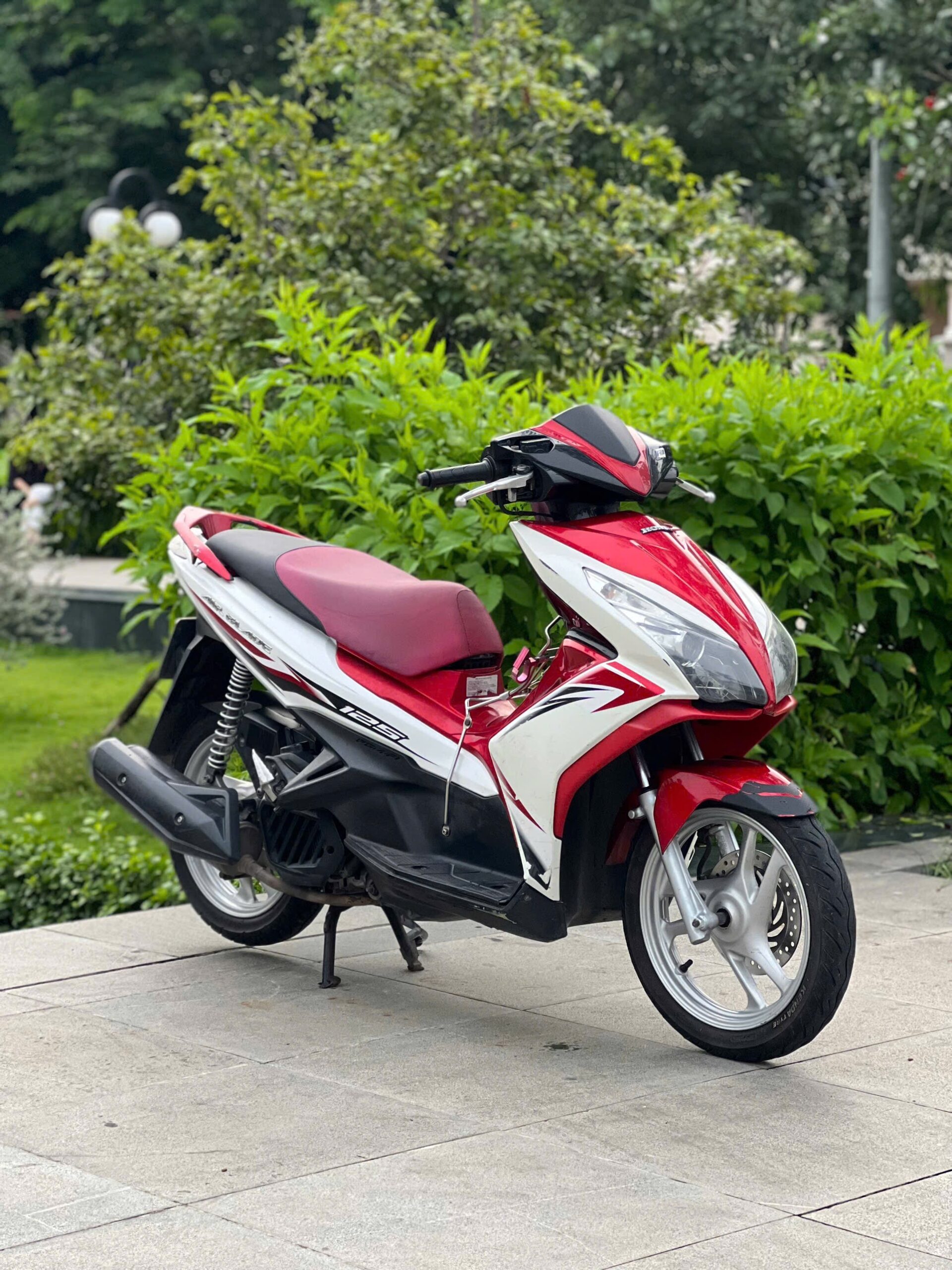 Xe Honda Air Blade 2013 đỏ trắng