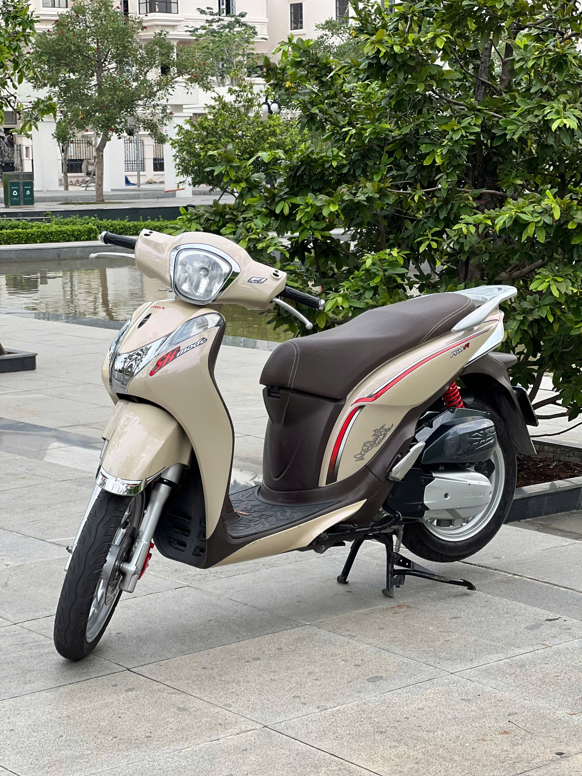 Ngoại hình xe Honda SH Mode 2014