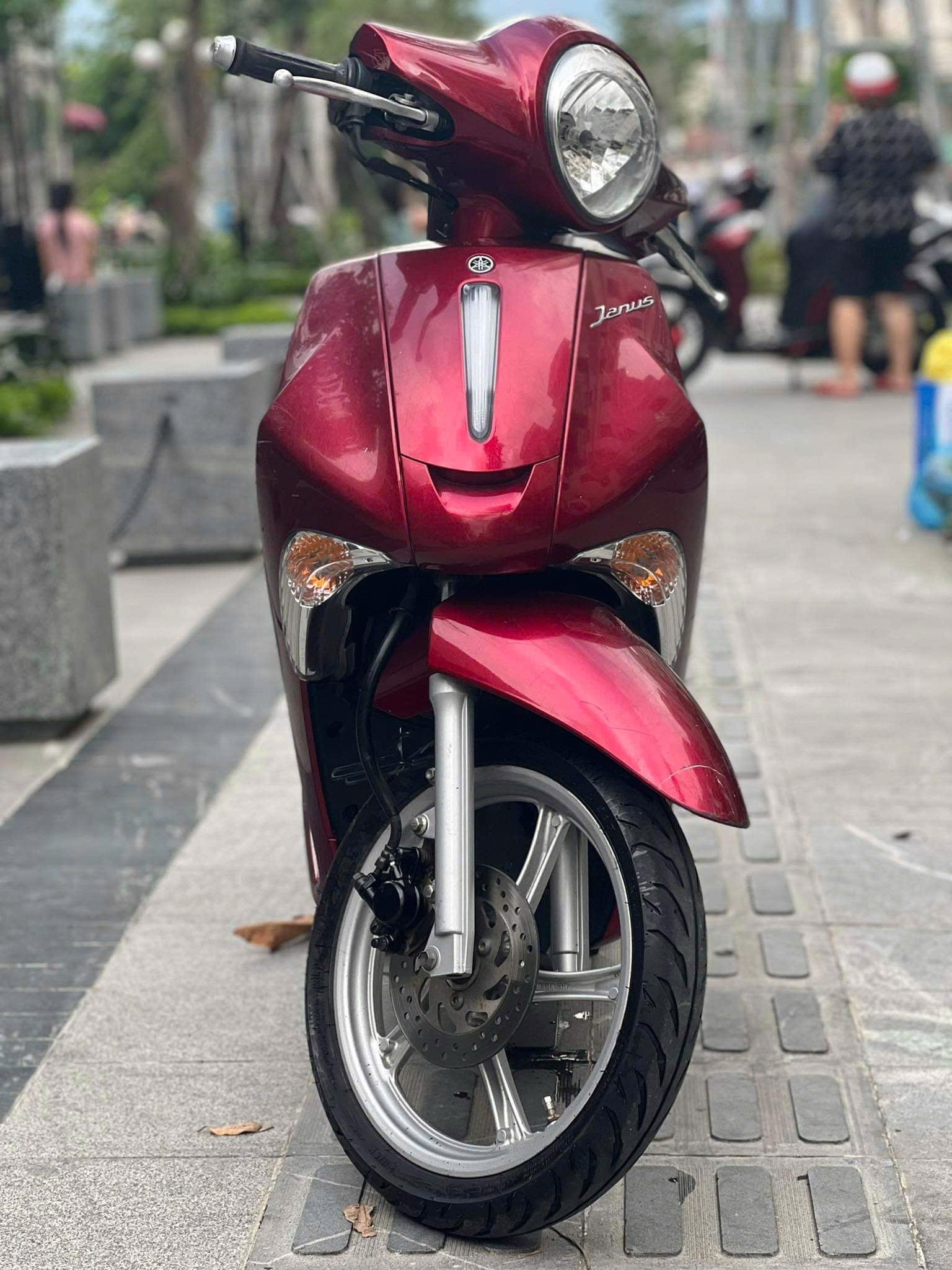 Hệ thống phanh Combi Brake System (CBS)