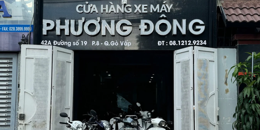 Cửa hàng Phương Đông hỗ trợ mua bán xe máy cũ trả góp cho khách.