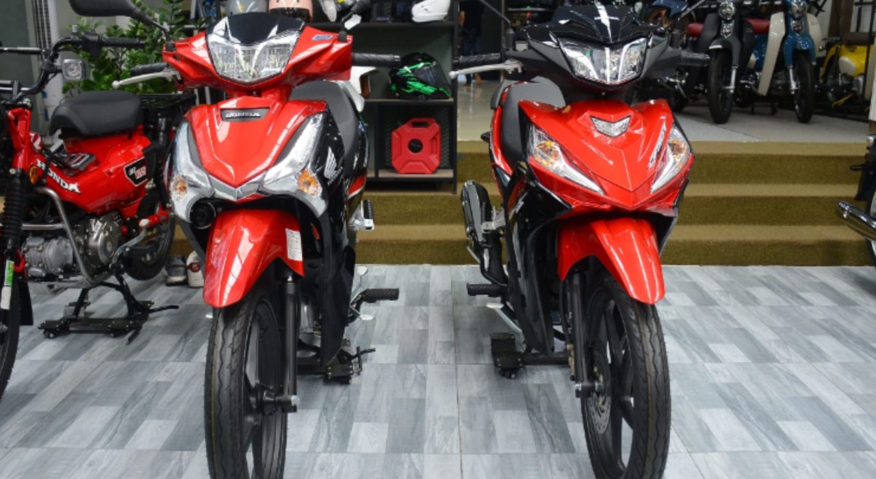 Honda Wave 125i và Honda Dash 125